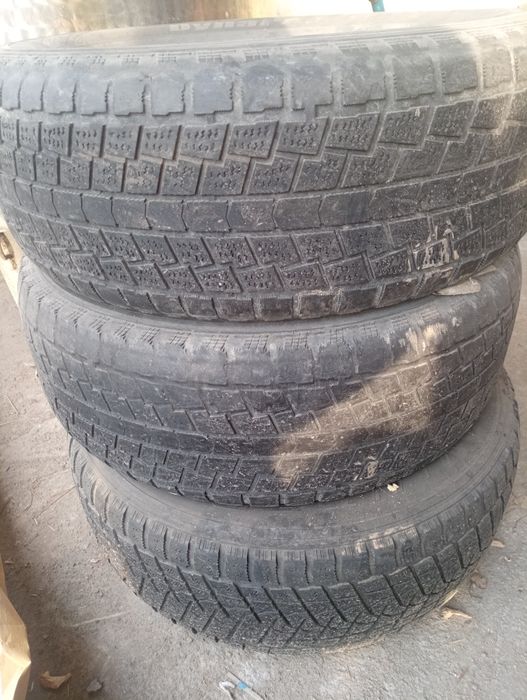 Продам колеса есть 11 штук