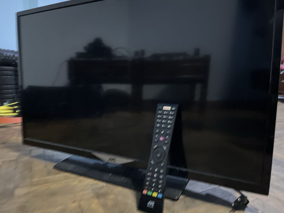 Non- Smart JVC televison