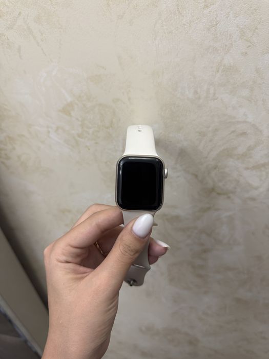 Apple watch SE 2024