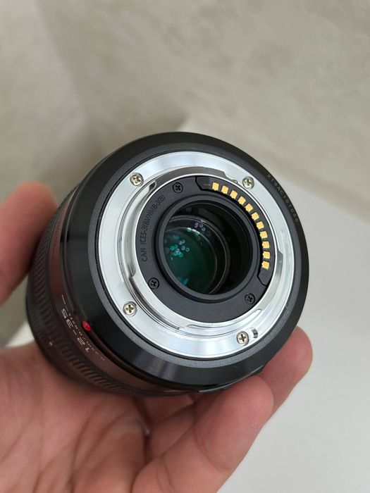 Panasonic LUMIX G Series 12-35mm
F2.8 Leica