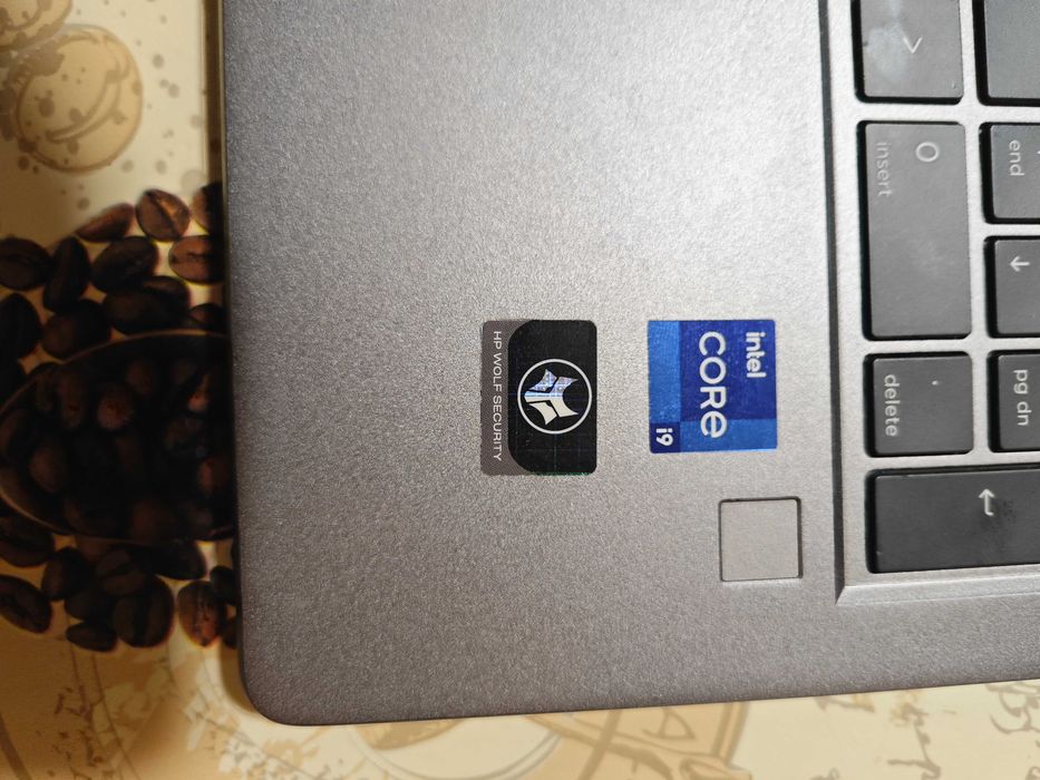 Продавам Лаптоп -работна станция за CAD системи HP ZBook Power 15.6 G9