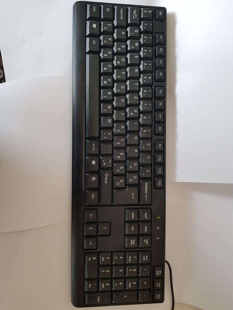 Tastatură defectă