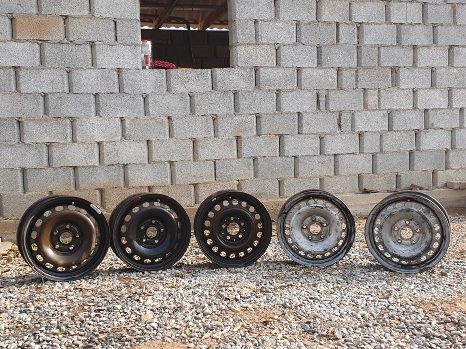 Ауди с4 А6 диски штамп