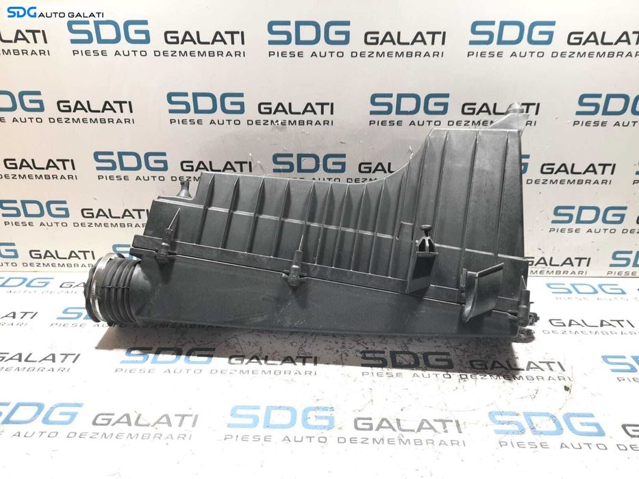 Carcasa Filtru Aer Mercedes Clasa C Class W203 2.0 Kompressor 2001 - 2007 Cod A1110940204 [N0439]