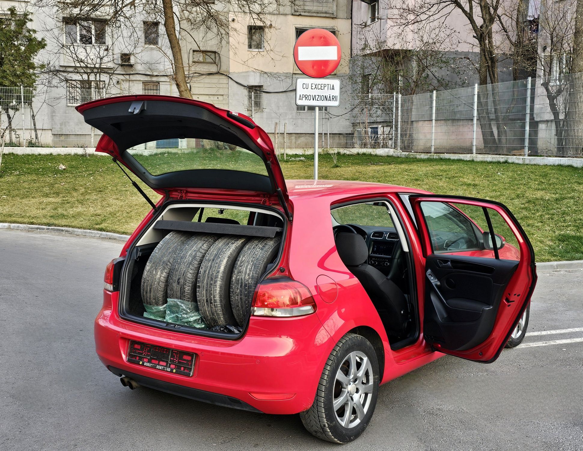 VW Golf 6 1.4TSI Navigatie SenzoriParcare Clima CamerăMarșarier Euro5