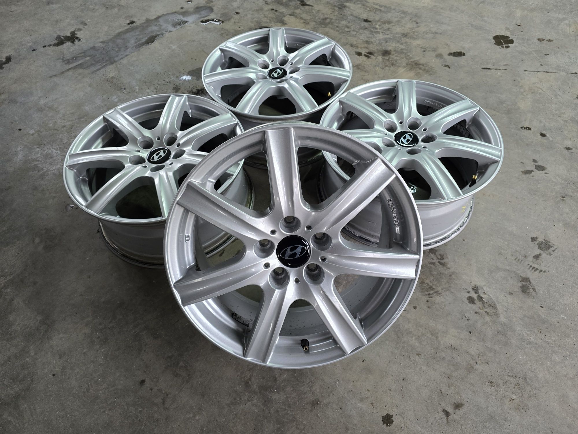 17 цола 5x114.3 джанти за KIA-HYUNDAI-MAZDA-TOYOTA-HONDA