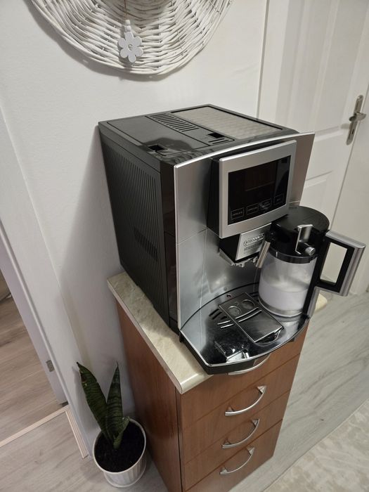 Кафемашина Delonghi