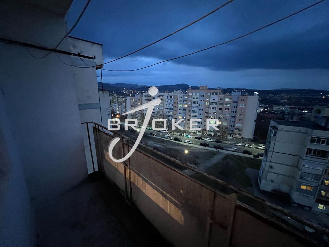 Продава се Многостаен апартамент в Кърджали, Възрожденци - 98 кв.м за 521 €/кв.м - Снимка #8