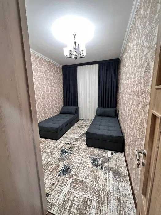 СРОЧНО Сдаётся кв ул Ахмад Дониш 3-ком/4/9 ро-н Юнусабад-13 кв 569*