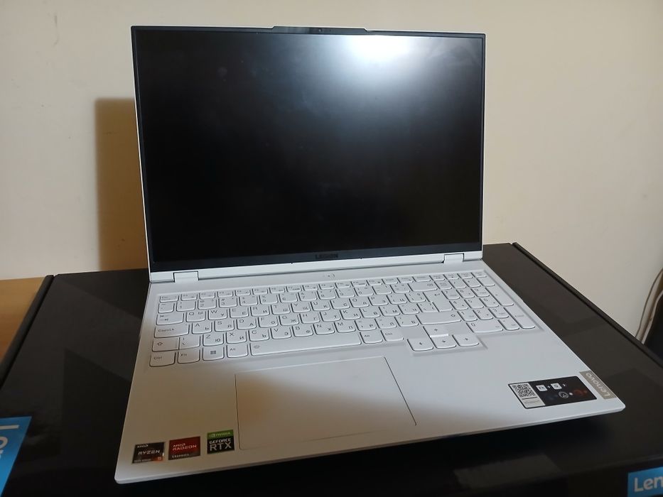 Лаптоп Lenovo Legion 5 Pro с проблем