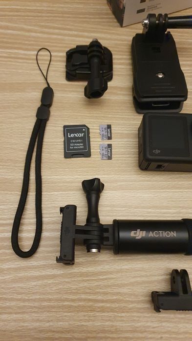 DJI Osmo Action 4 Adventure Combo