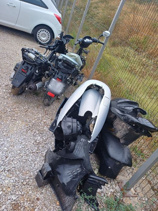 Yamaha Majesty 125cc. - два броя за части