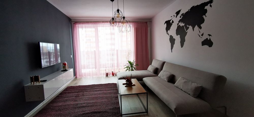 Apartament cu 2 camere Urban Invest Coresi Mall