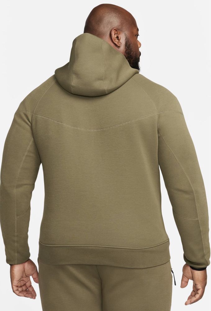 Nike Tech Fleece ОРИГИНАЛЕН мъжко горнище - L/XL