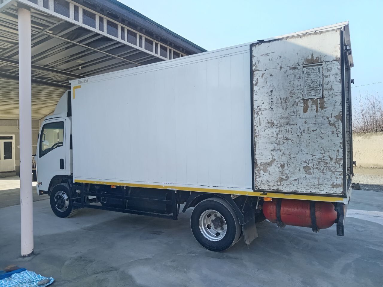 Isuzu senji np71
