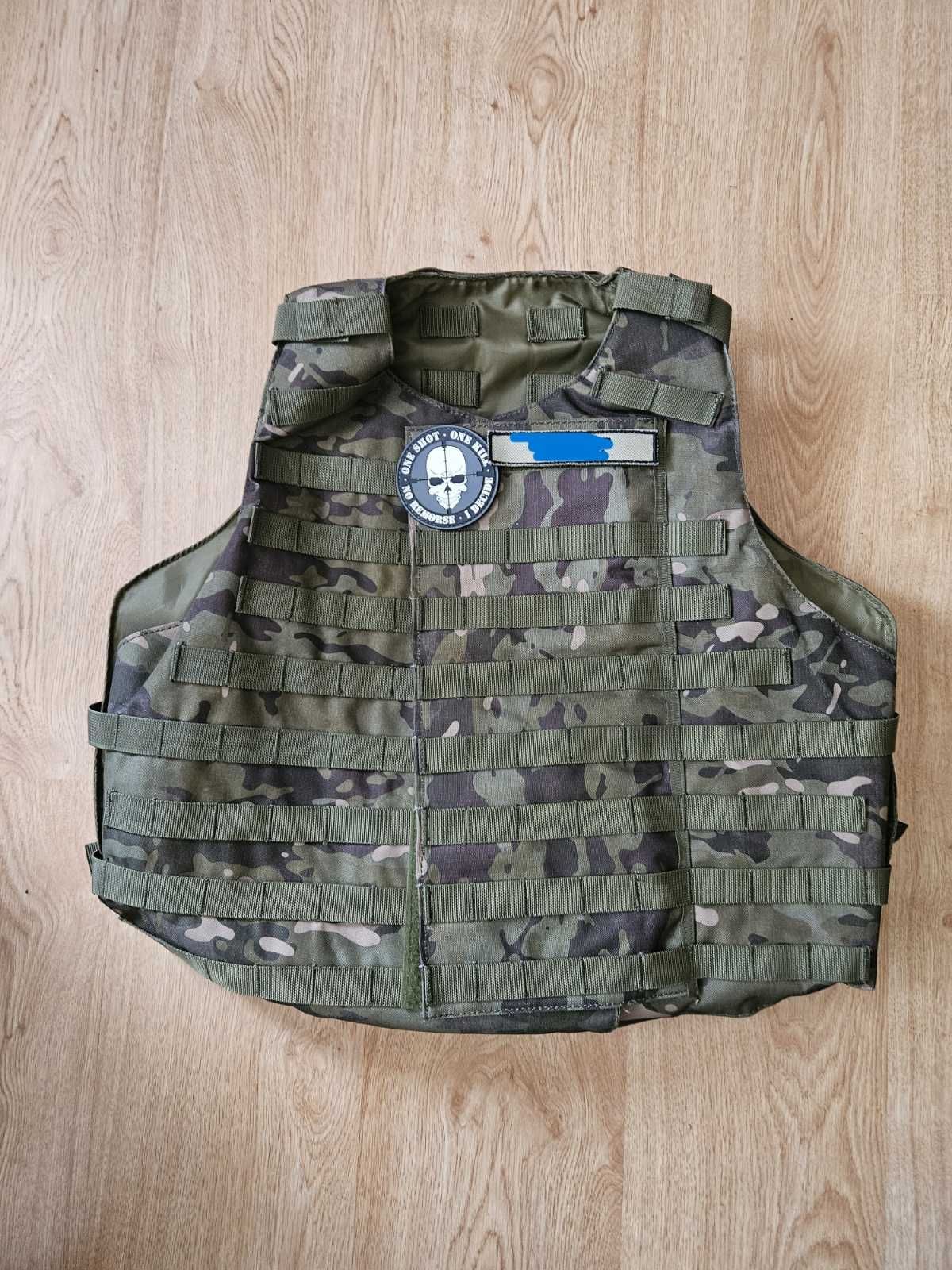 Еърсофт жилетка каска