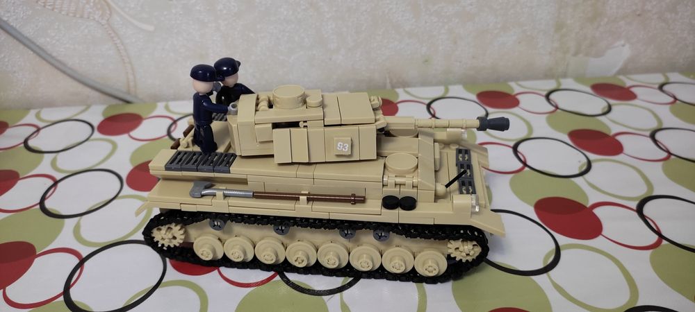 Детский конструктор Танк