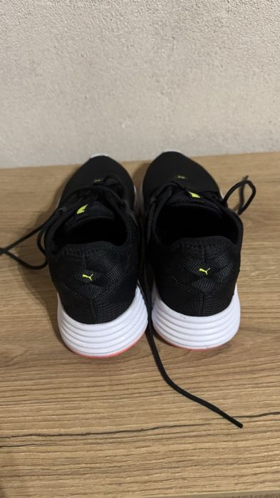 Спортни обувки Puma