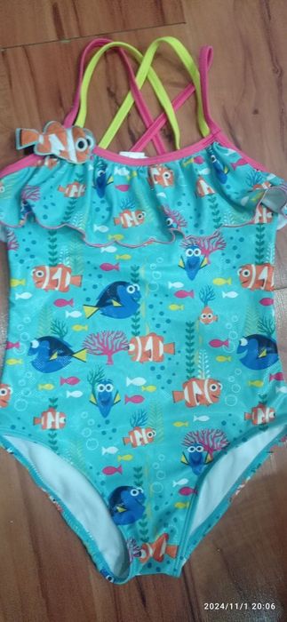 Kupalnik. Qizchalar uchun.