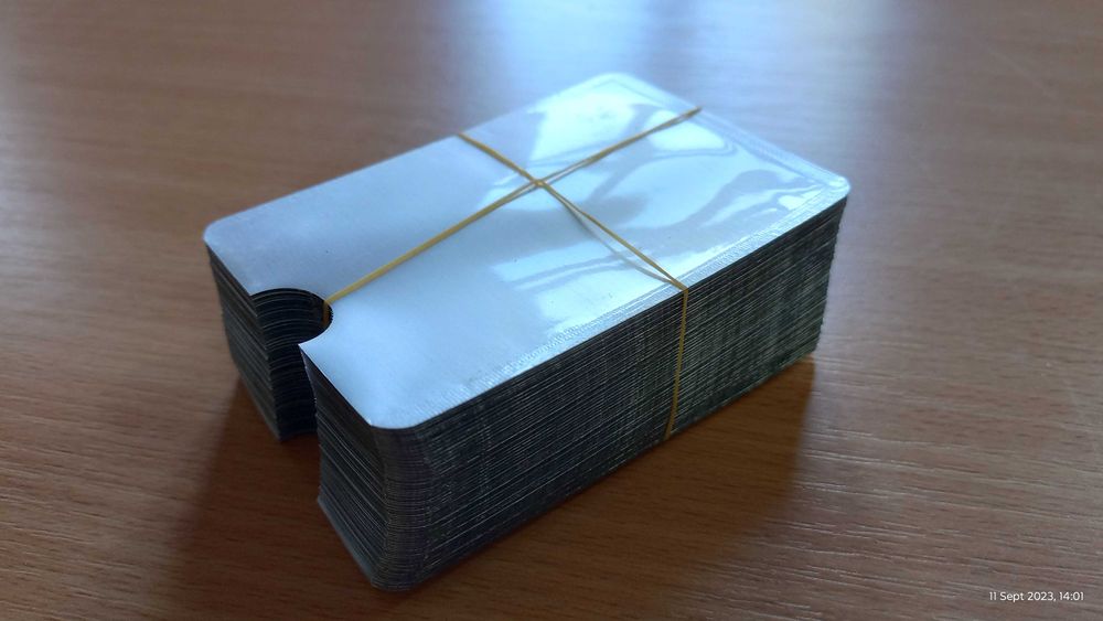 Защитни калъфчета за безконтактни карти (50 броя)