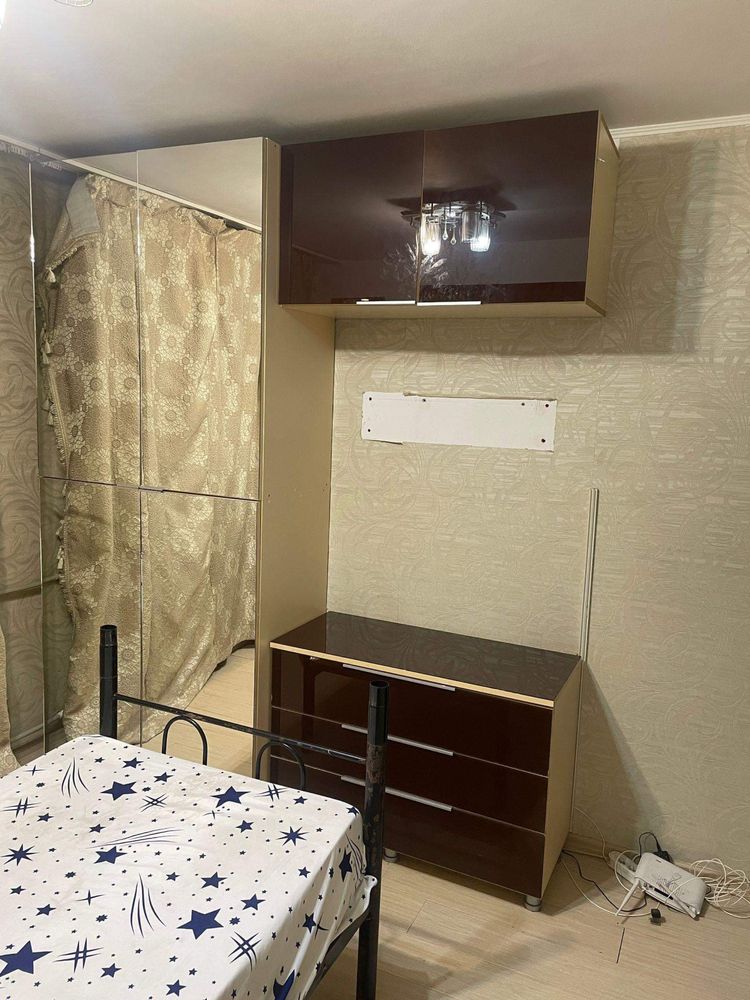 Apartament 2camere luica 21 berceni piata resita URGENT