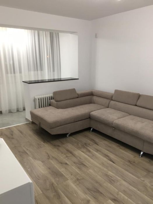 Proprietar Piata Victoriei inchiriez ap 2 camere
