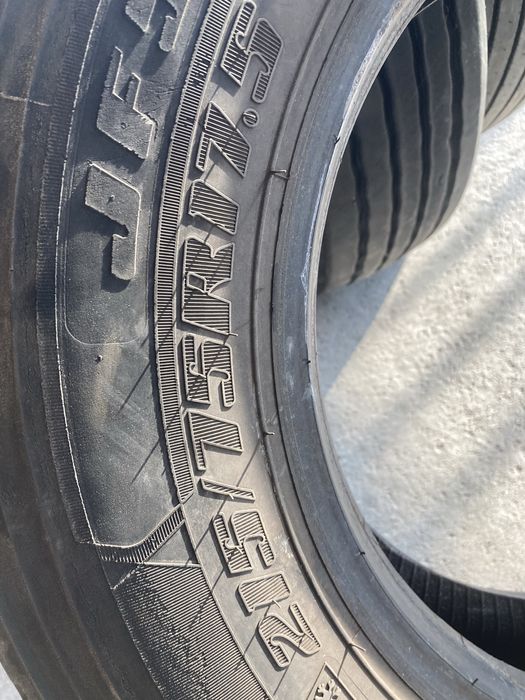 Гуми за камион 215-75-17.5