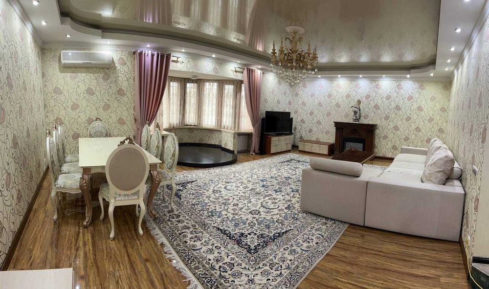 Продаётся Габус
ор-р парк Бобура
7/4-5/5
Площадь: 286 м²