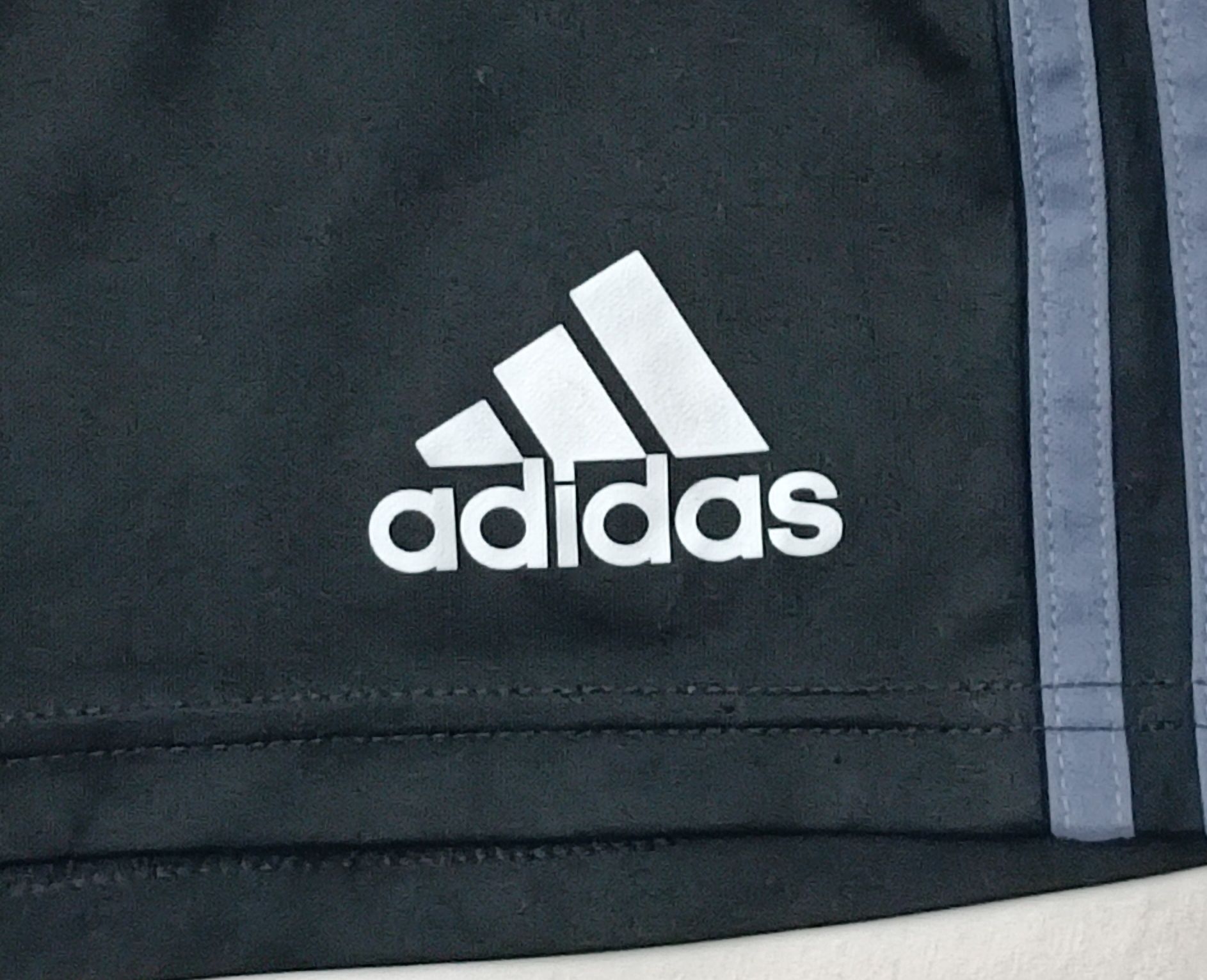 Adidas Real Madrid Shorts оригинални гащета M Адидас Реал Мадрид шорти