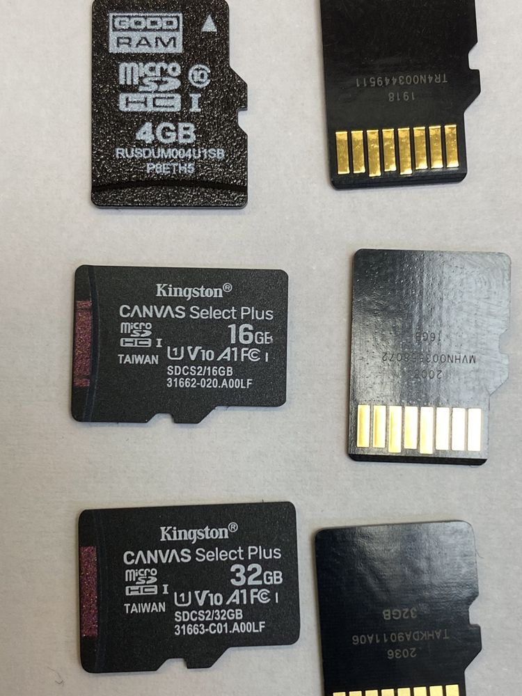 Memory card SD 32 gb 10 class Kingston canvas plus U1 A1 карти памет