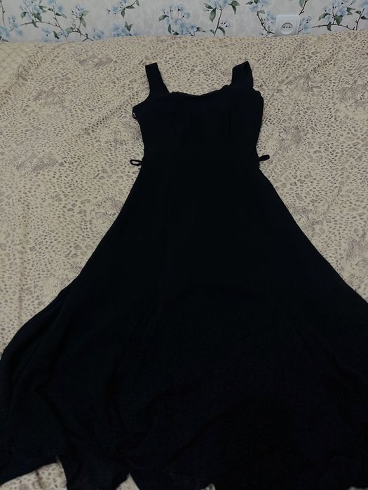 Продам платья недорого