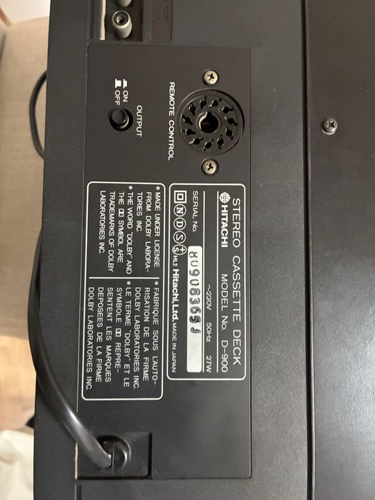 Дек Hitachi D900