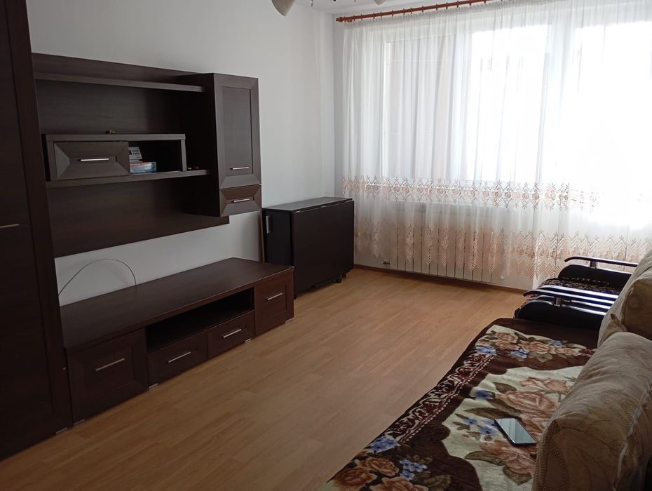 Închiriez apartament 2 camere
