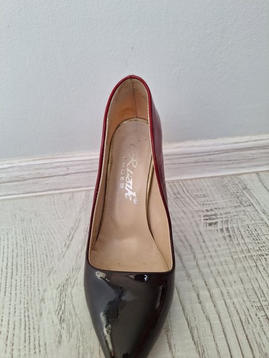 Дамски обувки на ток