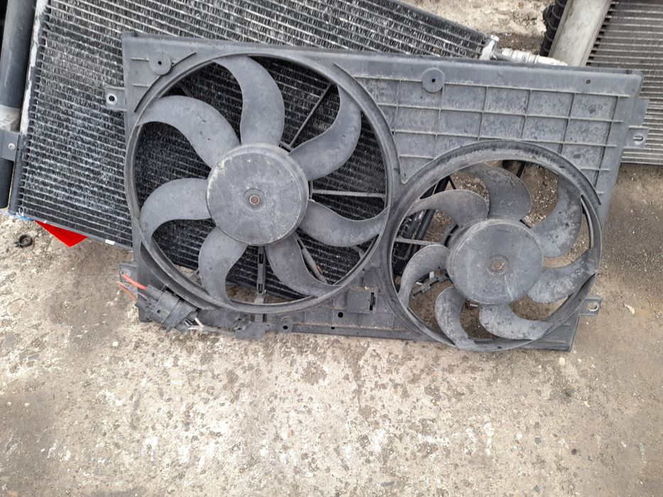 Electroventilatoare 1.6i benzina Touran/Golf 5/Jetta/Passat B6/Eos
