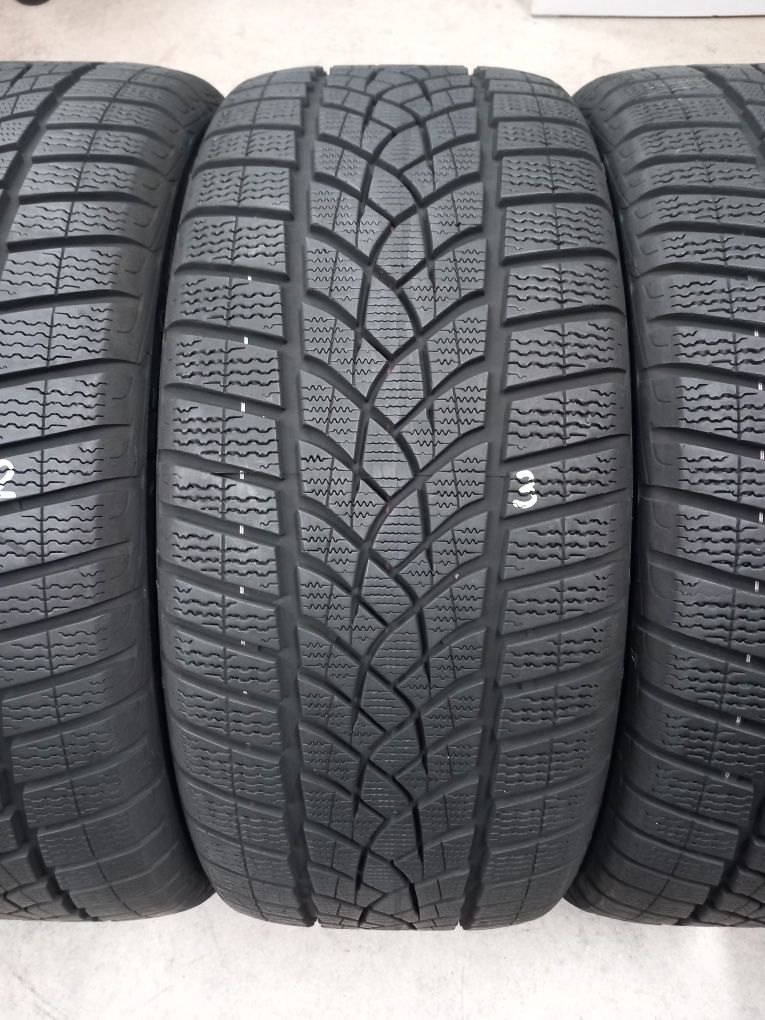 265/40R20 104V 4бр.GOODYEAR (AO) Неразличими от НОВИ