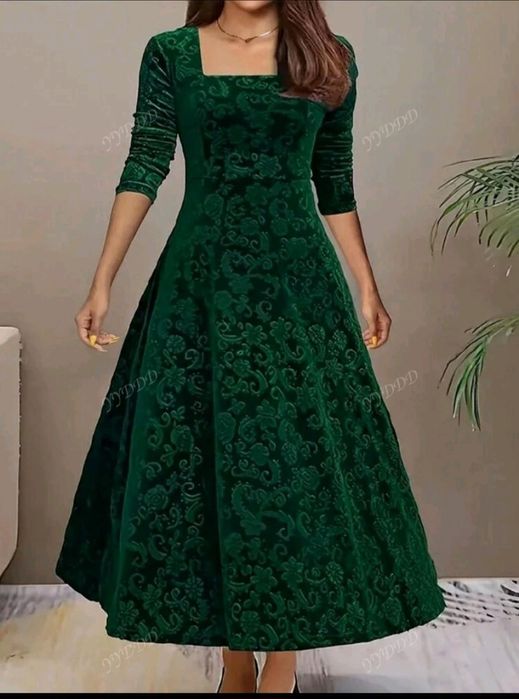 Superbe rochii lungi, material jacquard catifea,  marimea 54,si 52