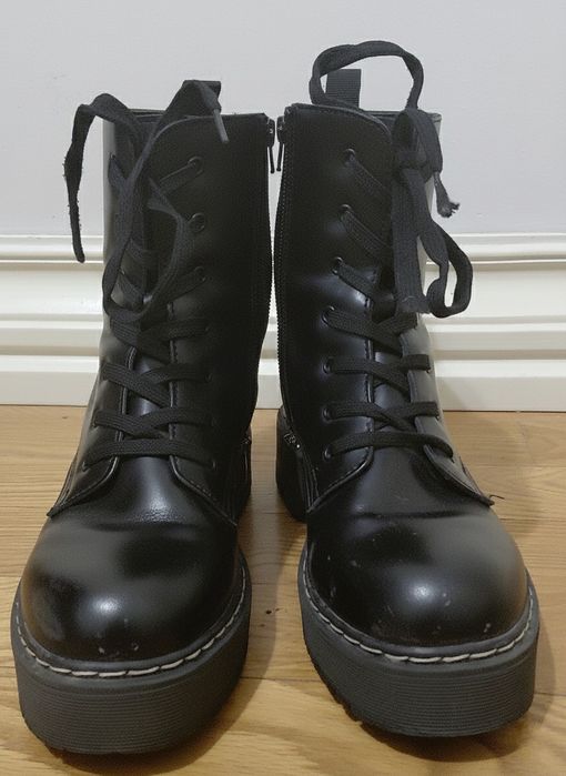 Сапоги осенние черные
