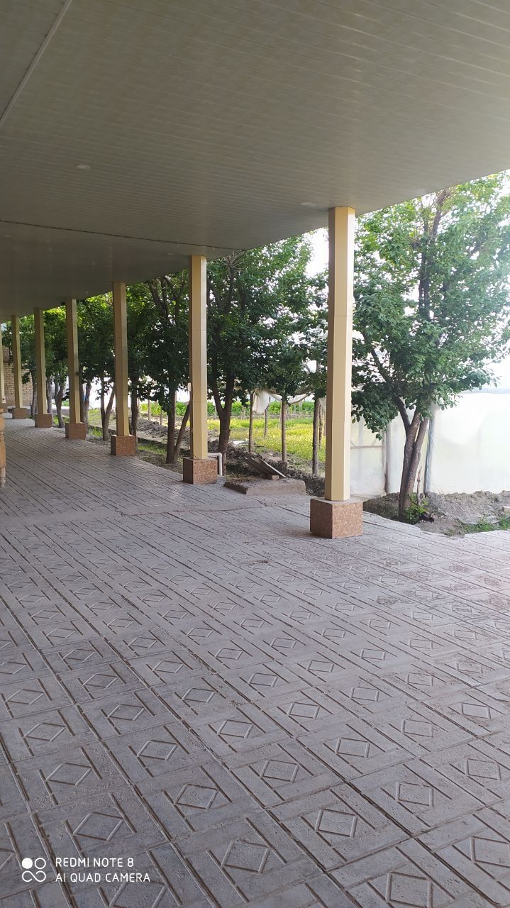 24 sotixli hovli sotiladi srochno