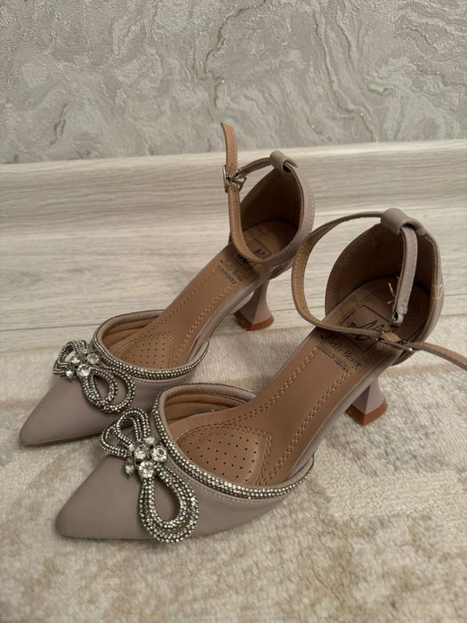 Туфли с бантиком