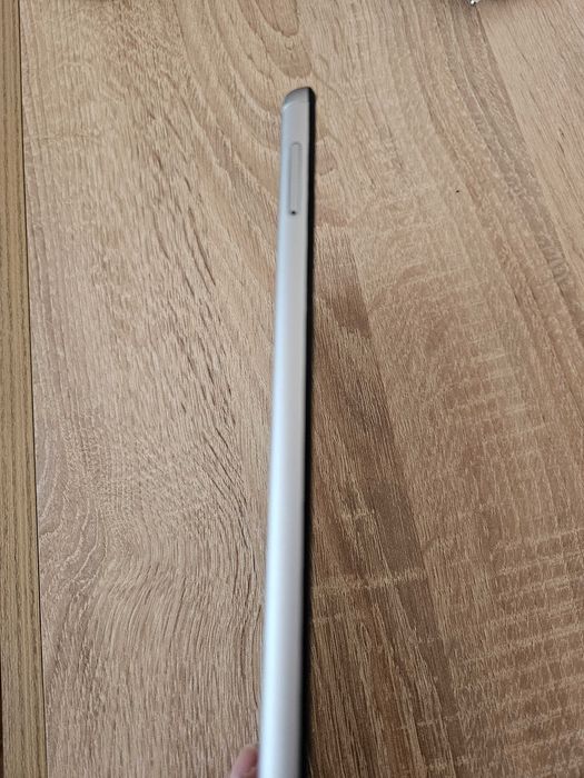 Таблет Lenovo Tab M8 - Като нов