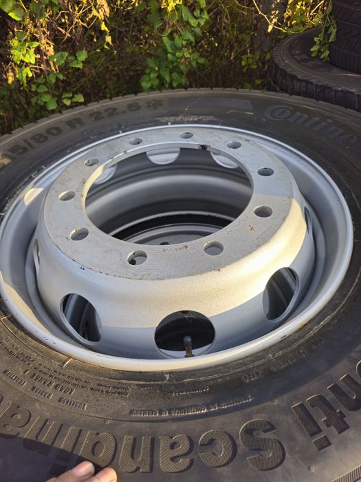 Anvelope 315 80 r22 5 continental de tracțiune.