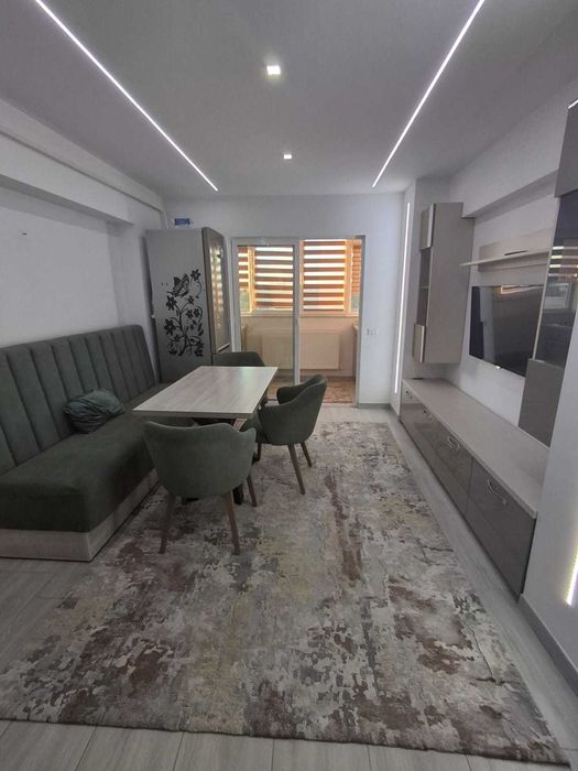 Inchiriez 2 camere dec.George Enescu banca  Transilvania