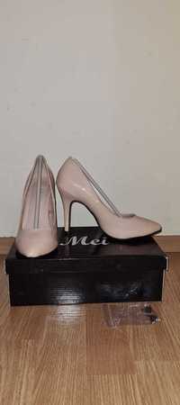 pantofi Stiletto