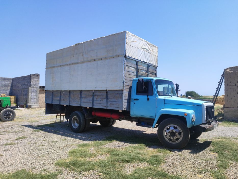 Gaz 53  Gaz 3309
