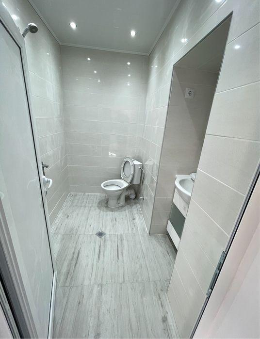 Търговско помещение / офис под наем – Сливен, бул. Цар Симеон