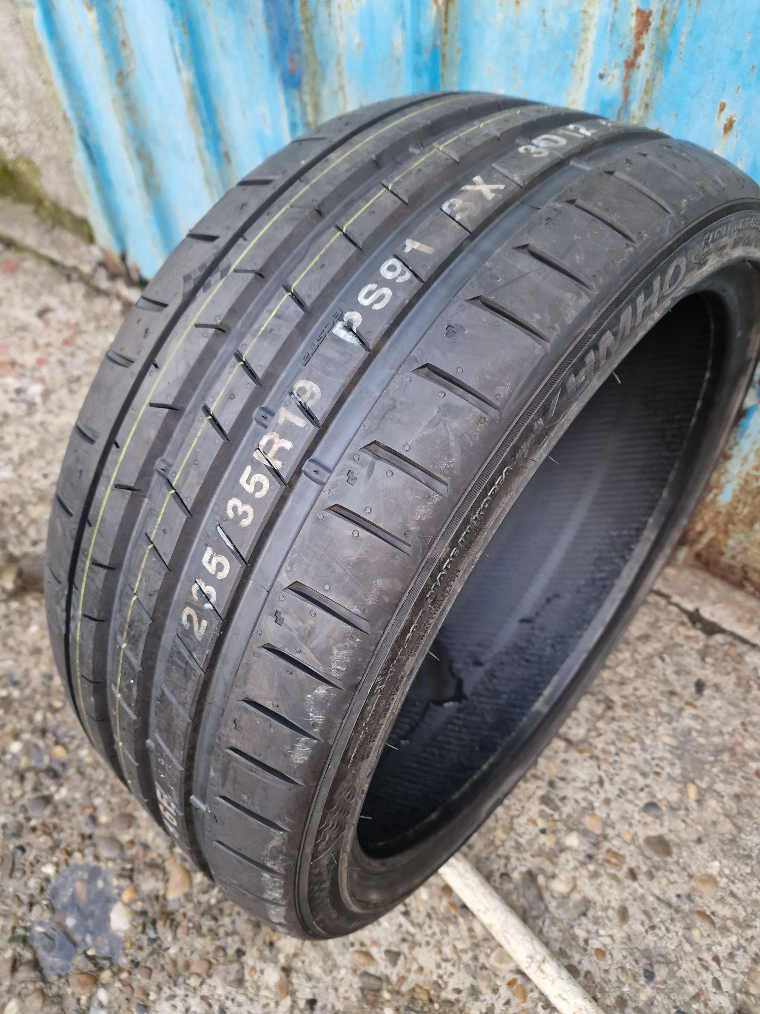 Anvelope Vară 235.35.19 Kumho O Bucată Rezervă Nouă