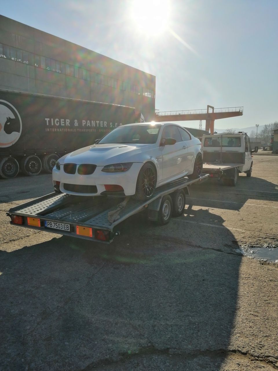 Автобояджийски и автотенекеджийски услуги