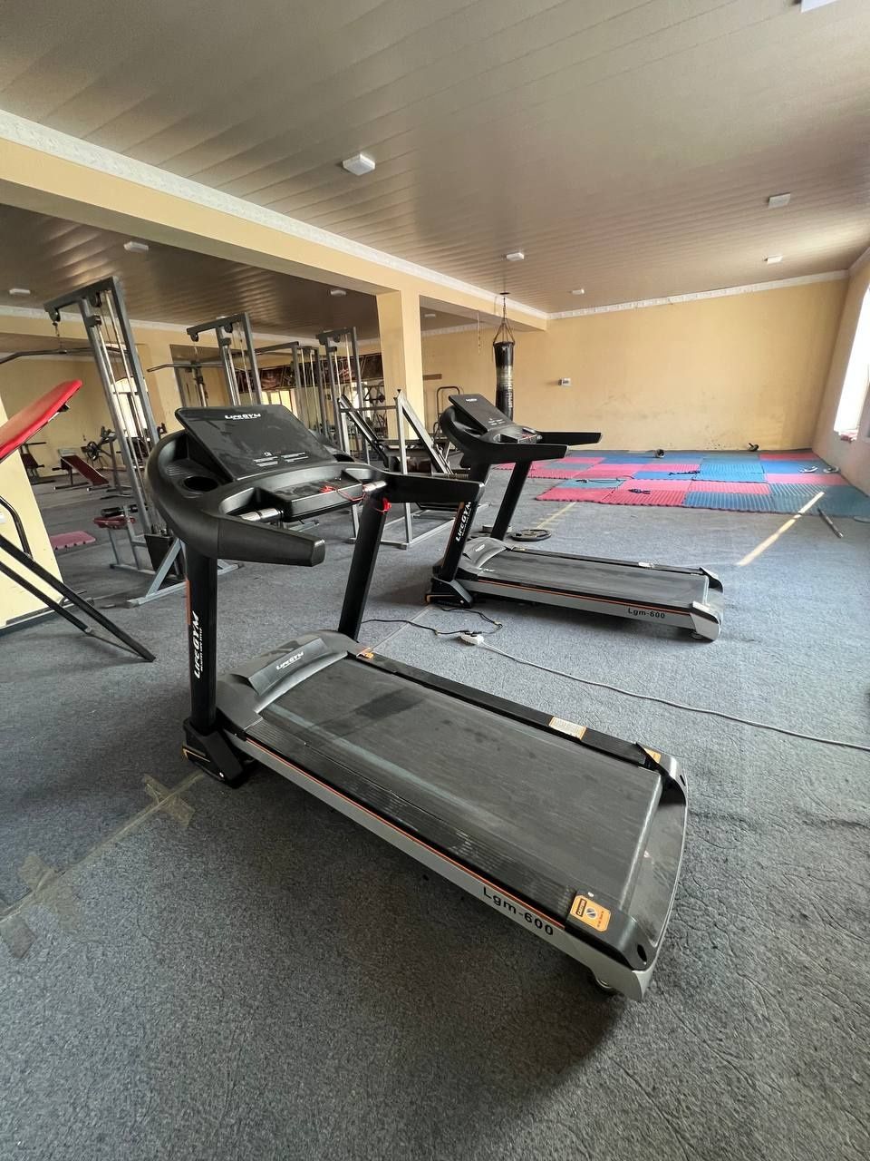 Sport zal jihozlari