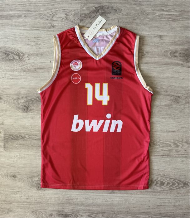 Olympiacos / Олимпиакос , Везенков / Vezenkov